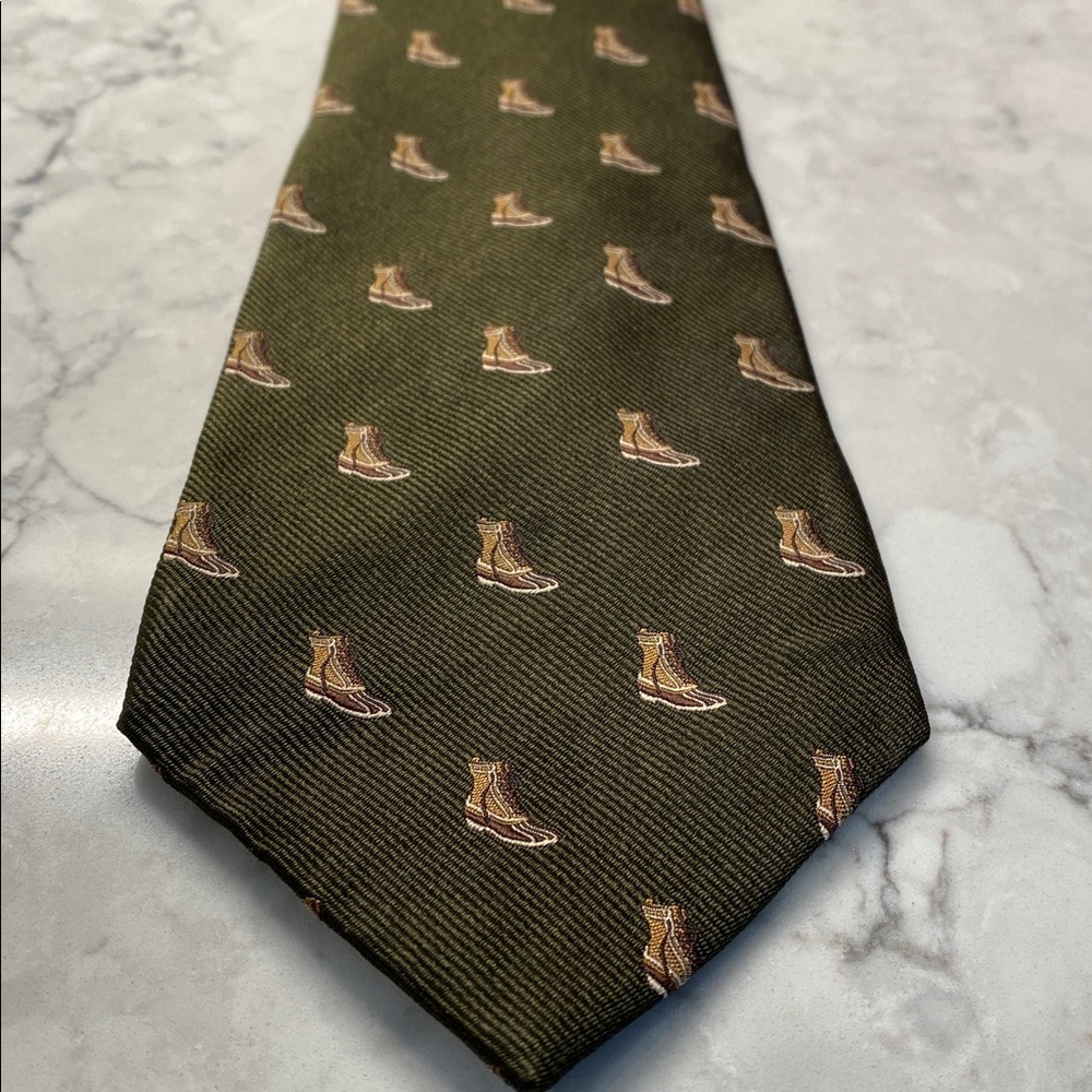 L.L. Bean Olive Silk Tie - Picture 3 of 4